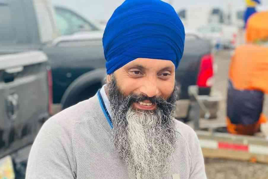 Canadian PM Justin Trudeau said to be dominated by Sikh leader Jagmeet Singh