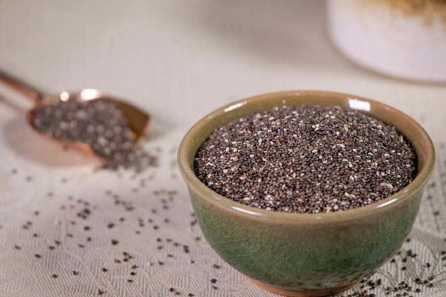 Five interesting ways of adding chia seeds to the daily diet.