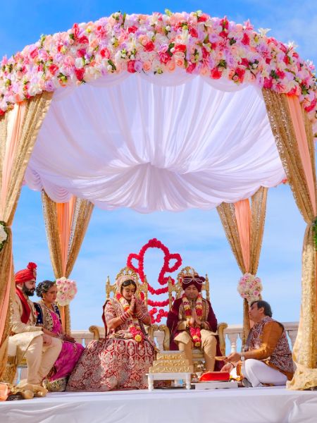 Research Says Couple Who Do Expensive Wedding have Issues in Relationship in Long Term dgtl