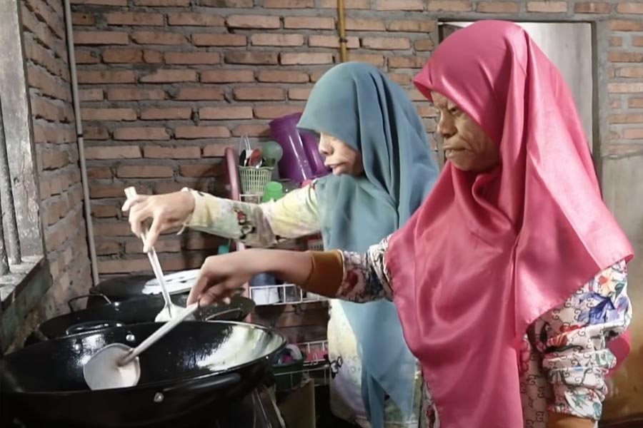 image of manurung family 