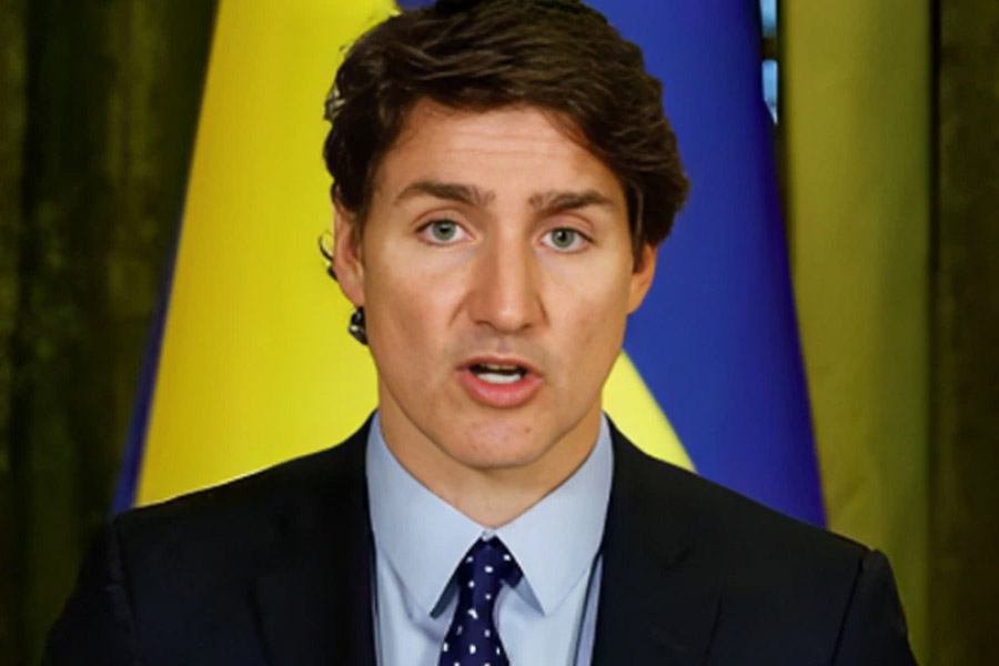 কানাডার বিদেশ মন্ত্রক সে দেশে ভারতীয় কূটনীতিক হিসেবে নিযুক্ত পবন কুমার রাইকে কানাডায় র’-এর ‘স্টেশন চিফ’ হিসেবে চিহ্নিত করেছে। তাঁকে পদচ্যুত করে দেশে ফিরে যাওয়ার নির্দেশ দেওয়া হয়েছে। পবন একসময় পঞ্জাব পুলিশের দাপুটে অফিসার হিসাবে পরিচিত ছিলেন।