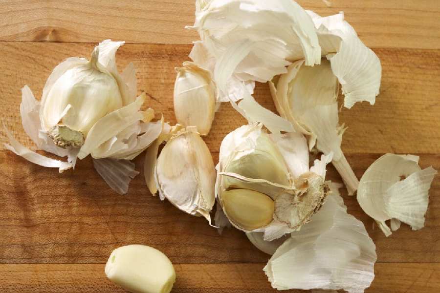 Five smart ways to reuse garlic peels.