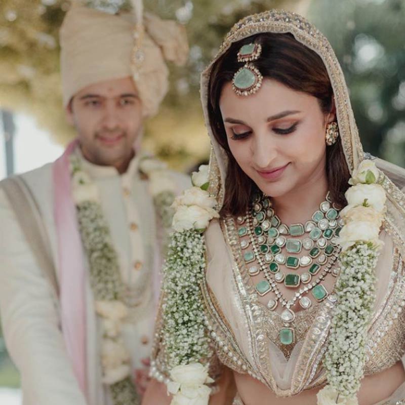 দিল্লিতে রাঘবের বাড়িতে আয়োজন করা হয়েছিল সুফি গানের অনুষ্ঠানও। পরিণীতি এবং রাঘবের বাগ্‌দানের মতো বিয়ের অনুষ্ঠানের আগেও দুই পরিবারের তরফে আরদাস ও কীর্তনের আয়োজন করা হয়েছিল।