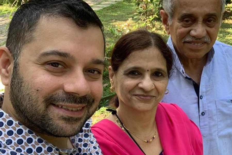 স্বপ্নিল অভিনয়জগতের সঙ্গে যুক্ত থাকলেও ময়ূরেশকে আর কোথাও অভিনয় করতে দেখা যায়নি। অভিনয়জগৎ থেকে সরে গিয়ে তবে কী করছেন ‘রামায়ণ’ ধারাবাহিকের লব?