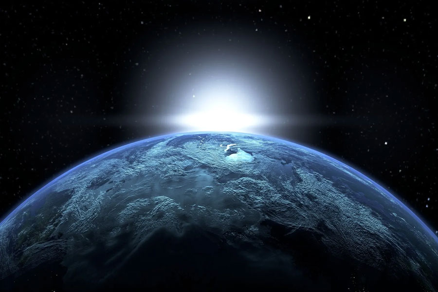 ম্যাকগিল ইউনিভার্সিটির গবেষক অর্ণব চক্রবর্তী জানান, এই রেডিয়ো তরঙ্গ যখন নির্গত হয়েছিল, তখন ব্রহ্মাণ্ডের বয়স ছিল ৪৯০ কোটি বছর। তখনও পৃথিবীর সৃষ্টিই হয়নি। এর মাধ্যমে যেন ৯০০ কোটি বছর আগের সময়কেই ফিরে দেখছি।’’