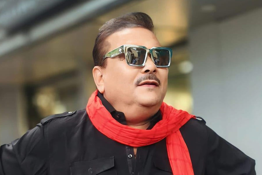 Madan Mitra