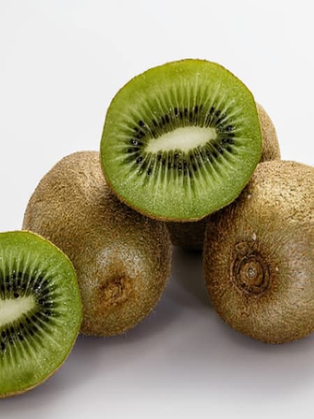 Kiwi fruit is effective to control diabetes and is beneficial for dengue patients dgtl