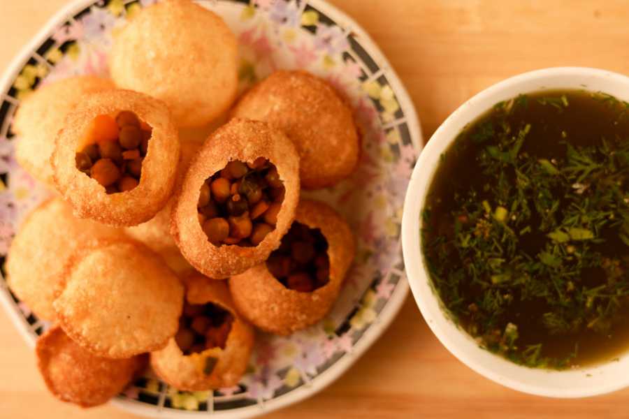 কি, জিভে জল এল তো? এই প্রতিবেদনটি ‘আনন্দ উৎসব’ ফিচারের একটি অংশ।