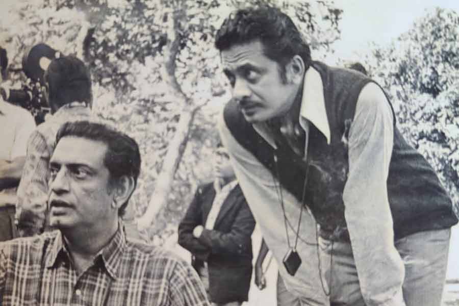 Veteran Cinematographer who has worked in may Satyajit Ray’s film passes away