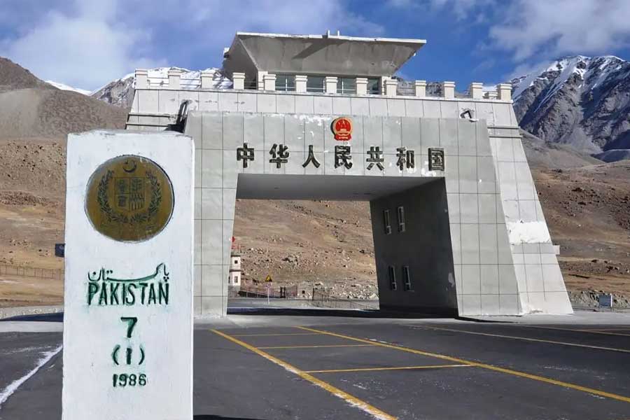 পাক সংবাদমাধ্যমের রিপোর্ট অনুযায়ী, বিদ্যুৎশক্তি, জলবণ্টন এবং জলবায়ু পরিবর্তনের বিষয়ে সিপিইসি-র অধীনে পাকিস্তানের বেশ কয়েকটি পরিকল্পনা ছিল। গিলগিট বাল্টিস্তান, খাইবার পাখতুনখোয়া, পাক অধিকৃত কাশ্মীরে পর্যটন বিষয়ক পরিকল্পনাও বাতিল হয়েছে। 