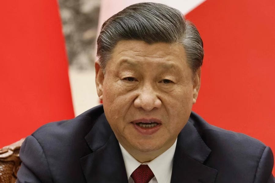 করাচিতে সিপিইসি সংক্রান্ত কাজে চিনা নাগরিকদের নিরাপত্তাহীনতা জিনপিংকে রুষ্ট করেছে বলে খবর। তা ছাড়া, আফগানিস্তানের সঙ্গে চিনের ঘনিষ্ঠতাও পাকিস্তানকে অবহেলার কারণ হতে পারে। 