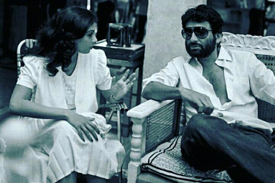 ‘মিস্টার ইন্ডিয়া’ পরিচালনার দায়িত্বে ছিলেন শেখর কপূর। আশির দশকে বক্স অফিসে দুর্দান্ত ব্যবসা করে শেখরের ছবি। তিন দশক ধরে এই ছবি দর্শকের মনে জায়গা করে রেখেছে।