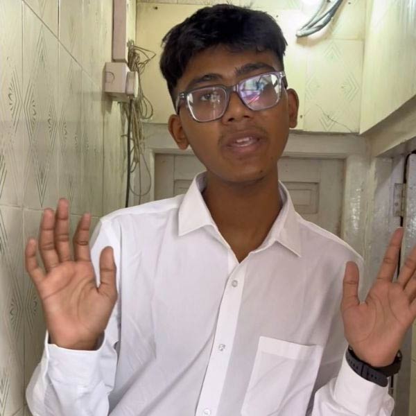 Mumbai man’s 1BHK micro house tour will make you gasp for air 