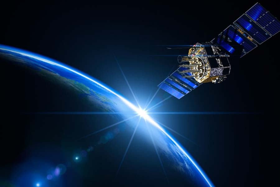 দেশের বিদ্যুৎ পরিষেবা ঠিক রাখতে, সাধারণ গাড়ির সুরক্ষা, ট্রেন সম্পর্কিত সঠিক তথ্য নির্ণয়, মৎস্যজীবীদের সুরক্ষা, ক্ষেপণাস্ত্রের উৎক্ষেপণ প্রভৃতি একাধির গুরুত্বপূর্ণ কাজে ব্যবহৃত হয় নেভিক। ইসরো এই পরিষেবা আরও উন্নত করার চেষ্টা চালাচ্ছে।