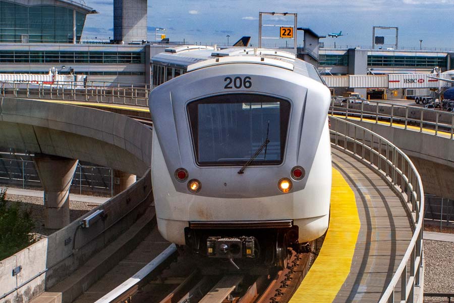 এখনও পর্যন্ত ট্রেন পরিষেবা চালু হওয়ার সম্ভাব্য সময় জানা না গেলেও প্রাথমিক ভাবে জানা গিয়েছে, চলতি বছরেই শুরু হতে পারে এয়ার ট্রেনের পরিকাঠামো নির্মাণ সংক্রান্ত কাজ।