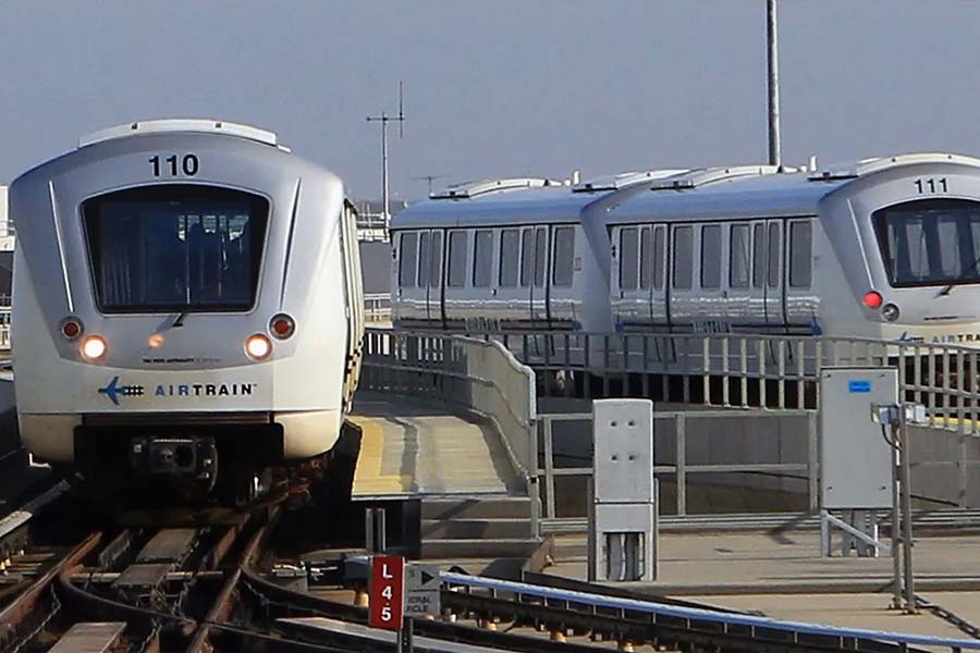 যাত্রীদের কাছ থেকে টিকিটের ভাড়া বাবদ যে টাকা নেওয়া হবে, তা দিয়েই মেটানো হবে পরিকাঠামো নির্মাণের জন্য ব্যয় হওয়া টাকা। তবে প্রকল্প চালুর পরে কত দিনে সেই টাকা মেটানো যাবে, তা এখনও স্পষ্ট নয়।