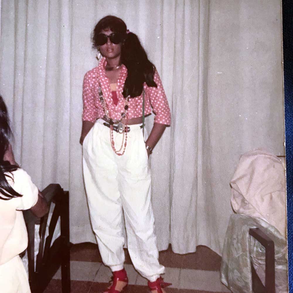 Meet bollywood actress Tara Deshpande who made super hit debut but quitted films to become a cook 