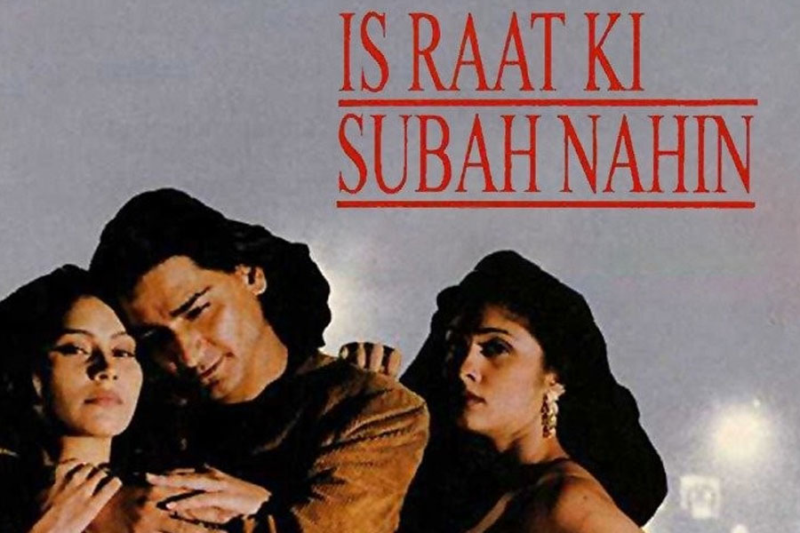 Meet bollywood actress Tara Deshpande who made super hit debut but quitted films to become a cook 