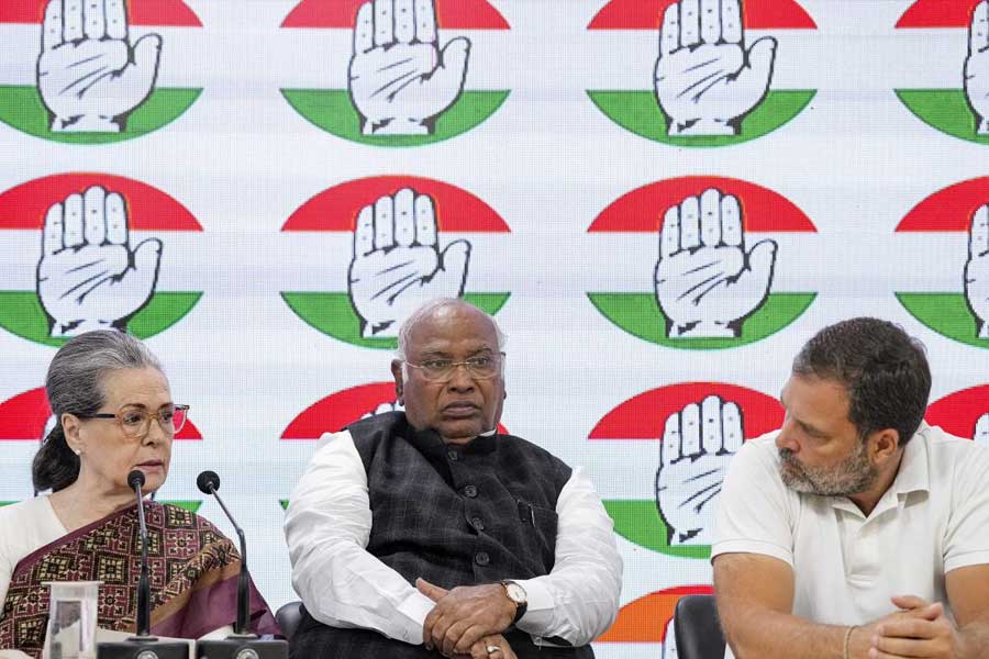 No coercive steps over 3500 crore demand, Income tax relief for Congress