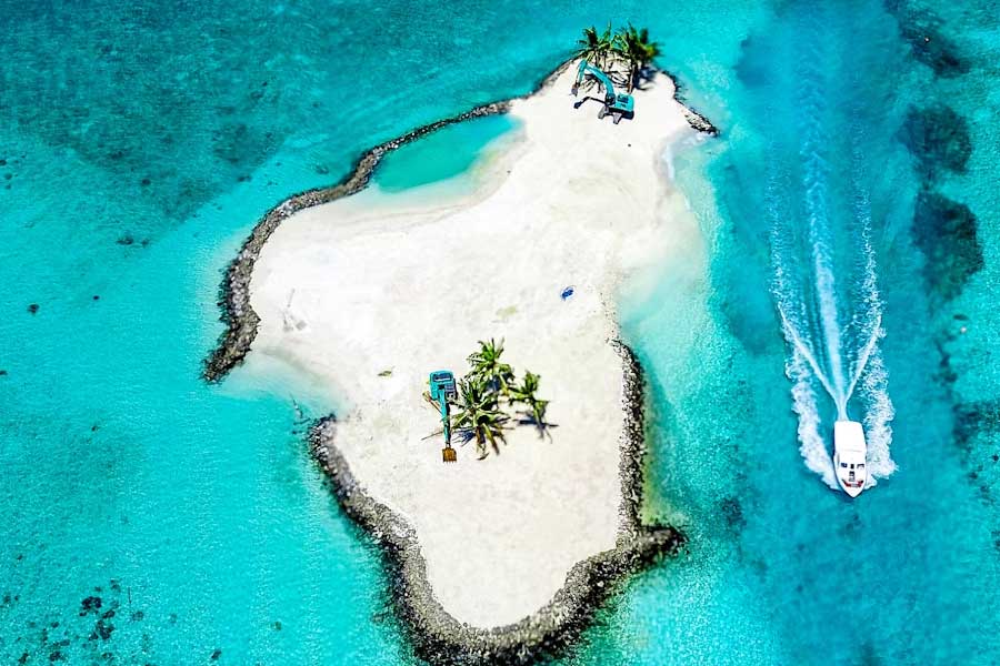 What is the dispute between India and Sri Lanka over Katchatheevu island