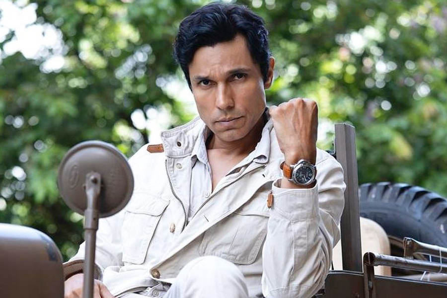 ২০১০ সাল থেকে ‘ওয়ান্স আপন আ টাইম ইন মুম্বই’, ‘সাহেব, বিবি অওর গ্যাংস্টার’, ‘জন্নত ২’, ‘জিস‌্ম ২’, ‘হিরোইন’, ‘মার্ডার ৩’, ‘রং রসিয়া’, ‘জন ডে’, ‘বম্বে টকিজ়’, ‘হাইওয়ে’, ‘কিক’, ‘উঙ্গলি’, ‘লাল রং’, ‘সর্বজিৎ’, ‘সুলতান’, ‘রাধে’, ‘বাঘি ২’-এর মতো বহু হিন্দি ছবিতে অভিনয় করতে দেখা গিয়েছে রণদীপকে।