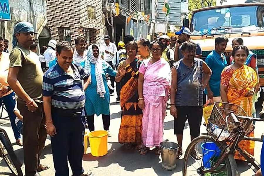 People of Panihati have decided to boycott the vote due to ongoing problems of water crisis