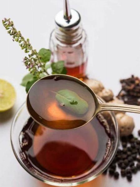 Unique Kadha recipe of Raveena Tandon for cold and cough dgtl