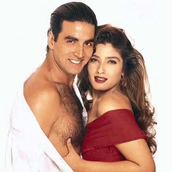 প্রাক্তন সম্পর্ক নিয়ে অভিনেত্রী বলেন, ‘‘দু’জন মানুষ ভাল জীবনসঙ্গী না হতে পারলে কি ভাল বন্ধুও হতে পারে না? বিচ্ছেদের পর প্রাক্তনের সঙ্গে বন্ধুত্ব রাখাই যায়। আমাকে নিয়ে কে কী বলল তা নিয়ে মাথা ঘামাই না। আমার পরিবার, বন্ধুবান্ধব আমায় নিয়ে কী ভাবছে আমি শুধুমাত্র তা নিয়েই চিন্তা করি।’’