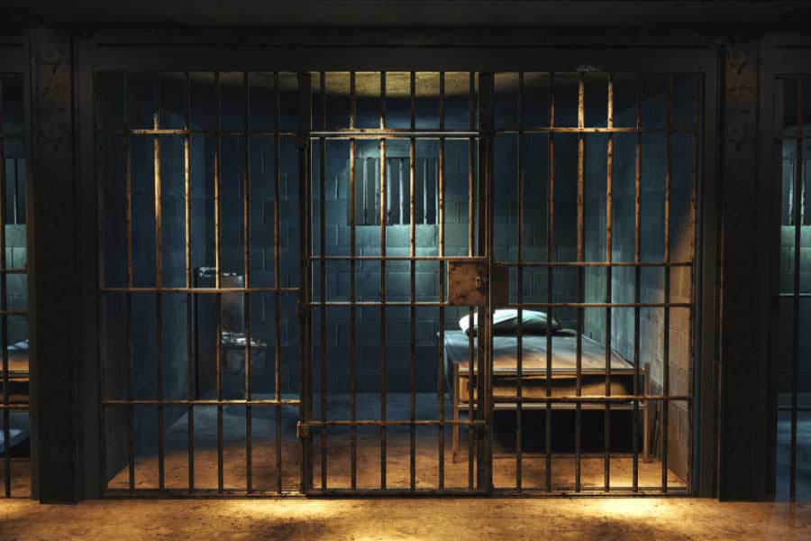 Who are Delhi CM Arvind Kejriwal's neighbours in Tihar Jail