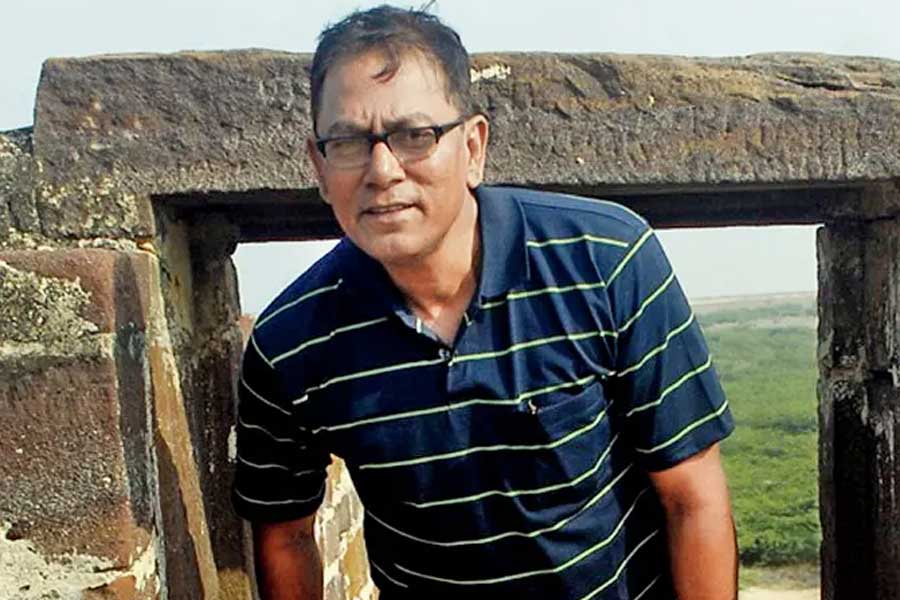 Who are Delhi CM Arvind Kejriwal's neighbours in Tihar Jail