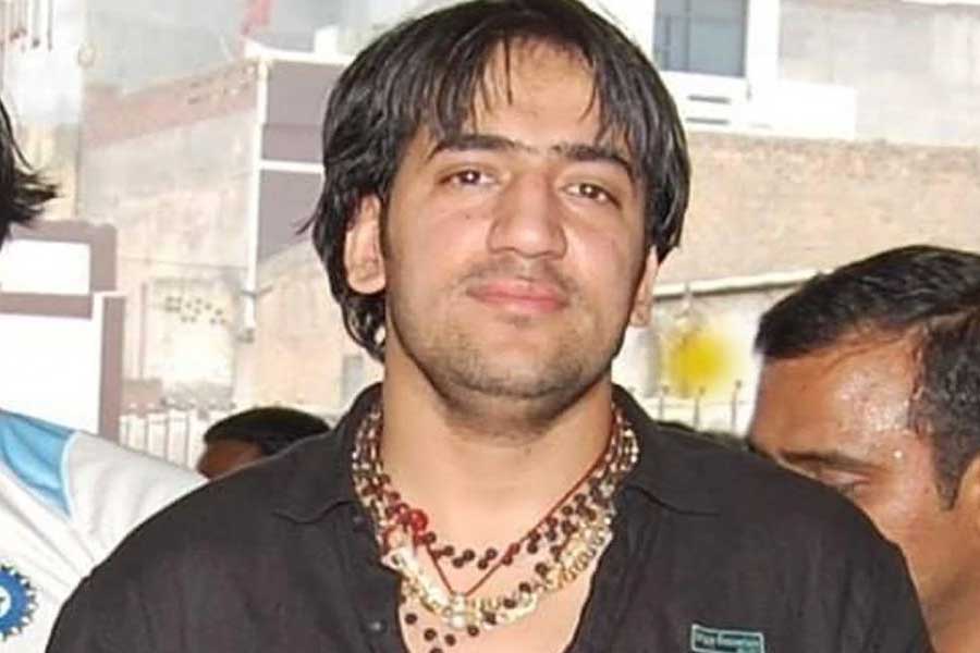 Who are Delhi CM Arvind Kejriwal's neighbours in Tihar Jail