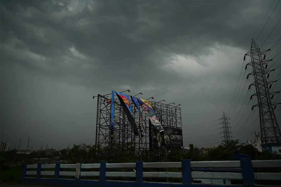 Weather office warned about storm and rain in most parts of South Bengal on Sunday