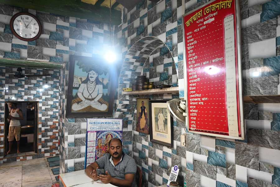 A tale of pice hotels in Kolkata, past, present and future
