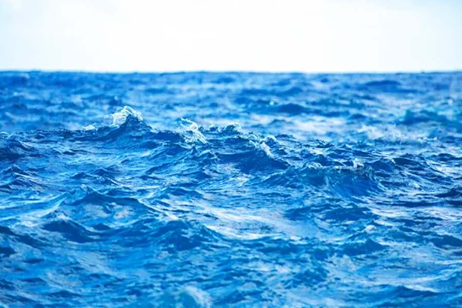 Gigantic Ocean Found Beneath the Earth's surface 