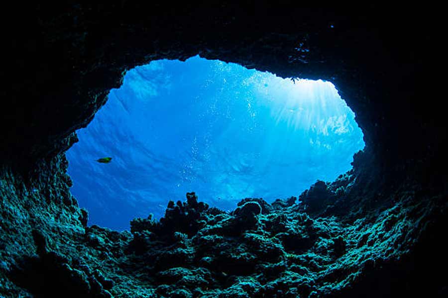 Gigantic Ocean Found Beneath the Earth's surface 