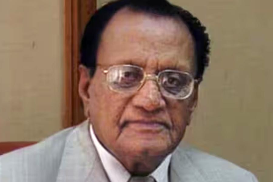 Meet Lachhman Das Mittal, who was once LIC agent, becomes India’s oldest billionaire