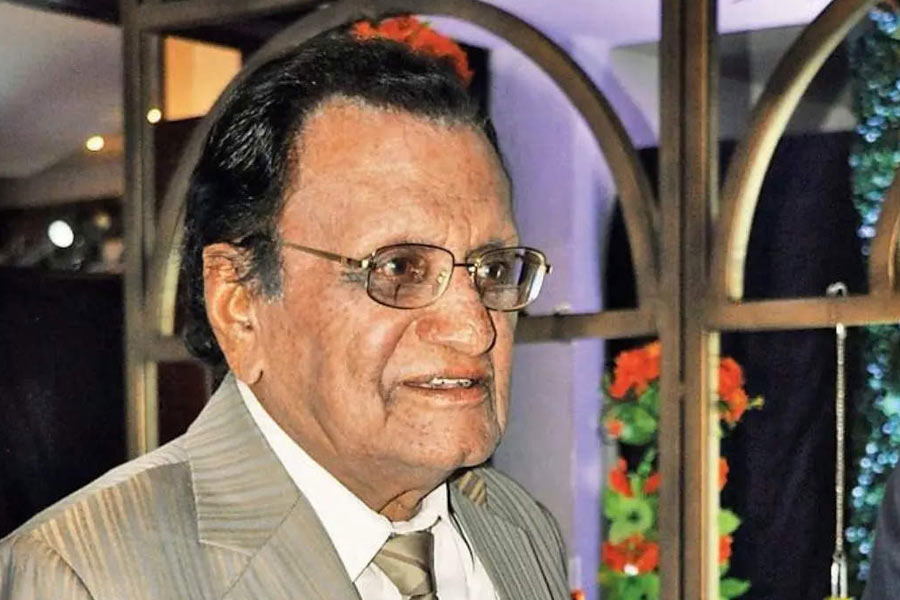 Meet Lachhman Das Mittal, who was once LIC agent, becomes India’s oldest billionaire