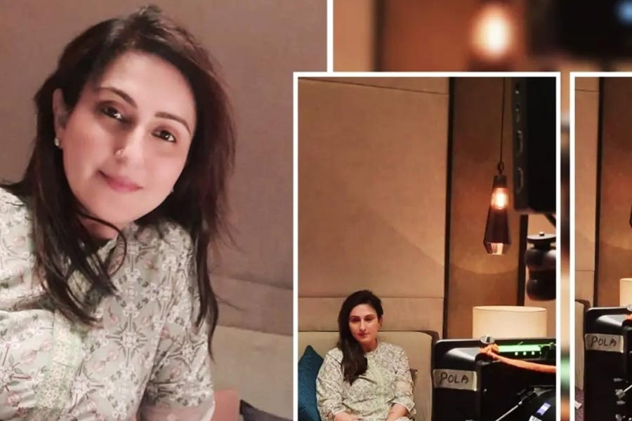 নাটকের জগতে অবদানের জন্য ২০১০ সালে পুরস্কৃত করা হয় জুহিকে। নাটকের পাশাপাশি বড় পর্দাতেও অভিনয়ের সুযোগ পান তিনি। ২০০৩ সালে প্রথম বড় পর্দায় দেখা যায় তাঁকে।