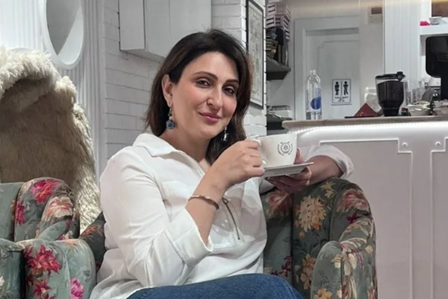 সমাজমাধ্যমে সক্রিয় জুহি। ইতিমধ্যেই ইনস্টাগ্রামে তাঁর অনুগামীর সংখ্যা আড়াই লক্ষের গণ্ডি পার করে ফেলেছে।