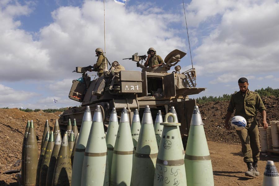 Iran warns US to step aside as it prepares to hit Israel