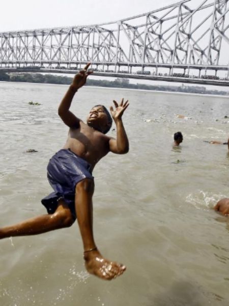 Know how to beat the heat amid rising temperatures in Kolkata dgtl