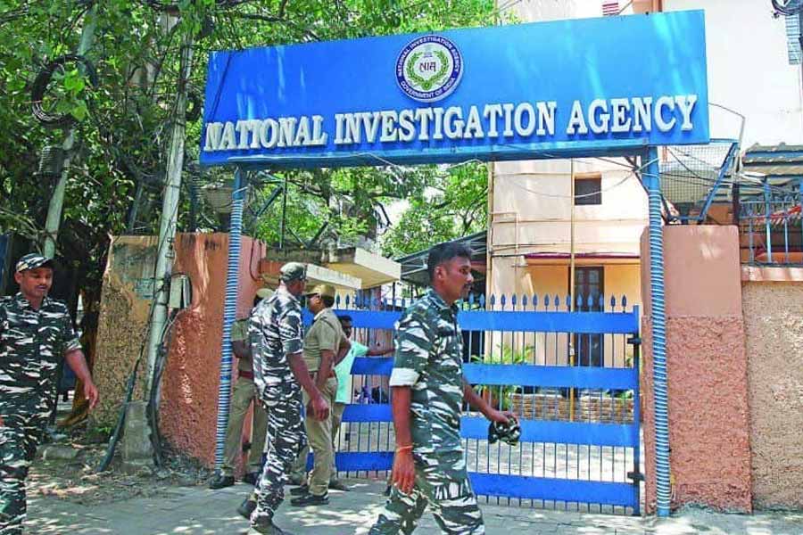 According to sources NIA summoned SP D R Sing in Delhi urgently, an IPS may come to Bengal instead of him
