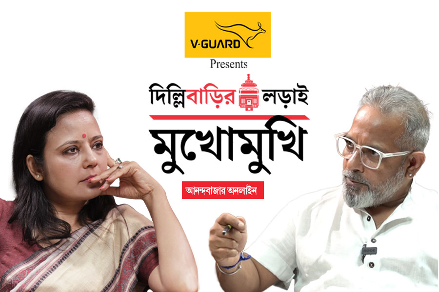 Exclusive Interview of TMC Candidate Mahua Moitra with Anandabazar Online Editor Anindya Jana dgtlx