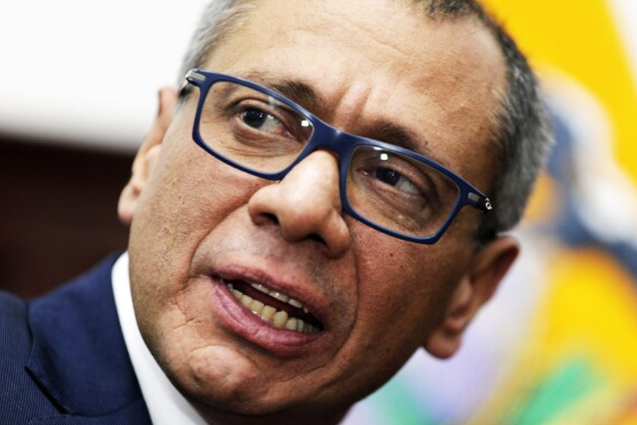 International community condemns Ecuador for raiding Mexico's embassy in Quito