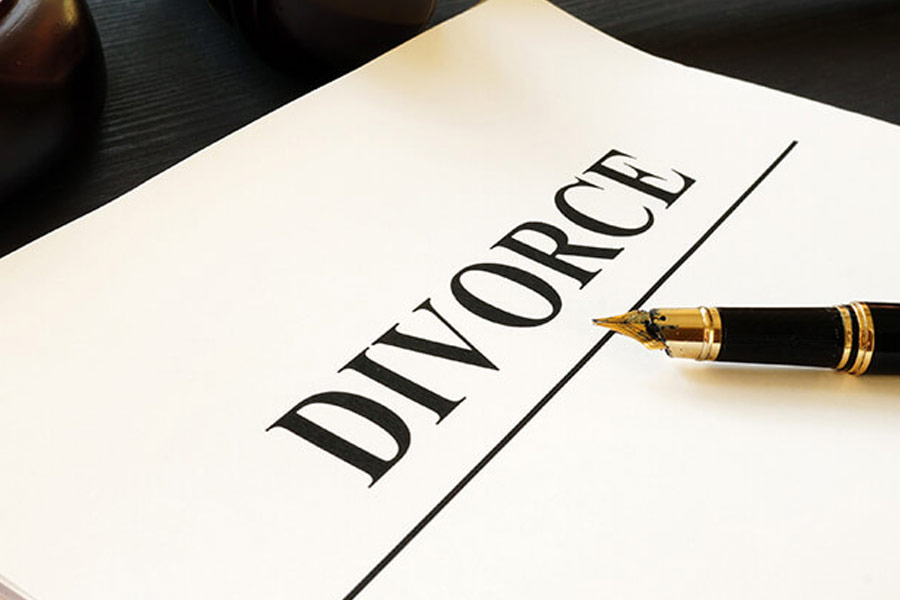 Woman falls in love with her husband’s lover’s husband