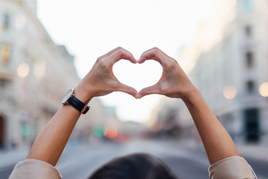 Woman falls in love with her husband’s lover’s husband