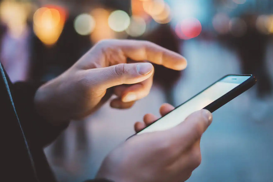 Woman falls in love with her husband’s lover’s husband