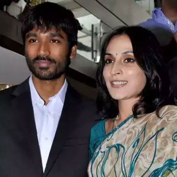 ২০০৩ সালে রজনীকান্ত-কন্যার সঙ্গে প্রথম দেখা হয় ধনুষের। তখন ঐশ্বর্যার বয়স ছিল ২১ এবং ধনুষের বয়স ছিল ২৩। ধনুষের ‘কাধাল কোনদেন’ ছবির প্রদর্শনীর সময় ঐশ্বর্যার সঙ্গে প্রথম সাক্ষাৎ অভিনেতার। তাঁর আগে একে অপরকে চিনতেন না তাঁরা। ছবির প্রদর্শনী শেষ হওয়ার পর নাকি প্রেক্ষাগৃহের মালিক ঐশ্বর্যার সঙ্গে ধনুষের পরিচয় করিয়ে দিয়েছিলেন।