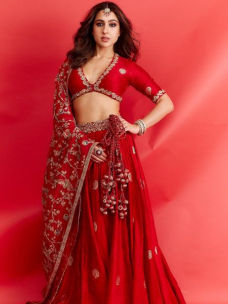 Try these 5 styles of Sara Ali Khan to look unique and glamorous on the eve of Eid 2024 dgtl