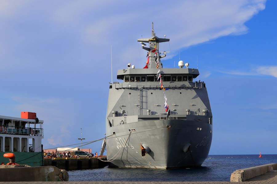 America want to strong bonding with Japan and Philippines